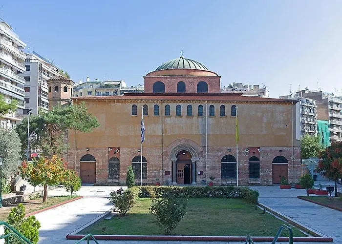 Lovely In The Heart Of Center Thessaloníki